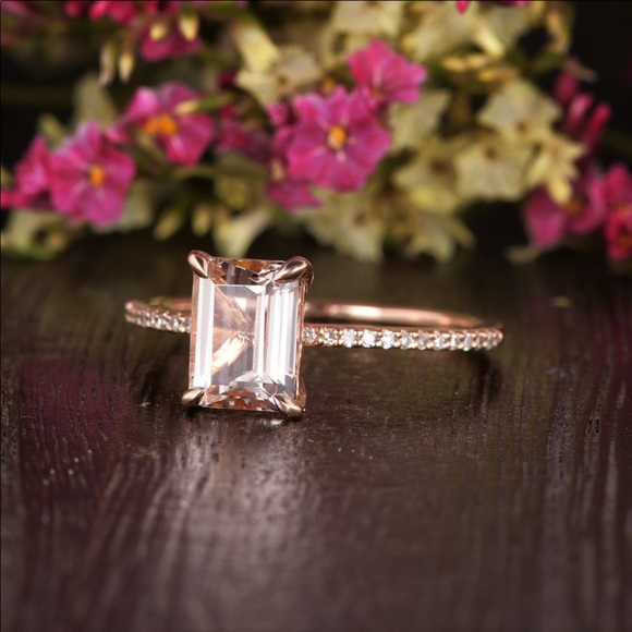 Lomantic Jewelry - Rose Gold Morganite Engagement Ring